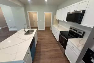 2614 Clybourne Rd, Columbus, OH 43231 - Photo 8