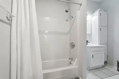 2245 Indiana Avenue, Columbus, OH 43202 - Photo 34