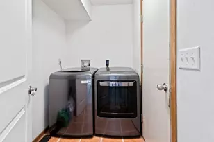 5048 Blue Meadow Ct, Columbus, OH 43231 - Photo 16
