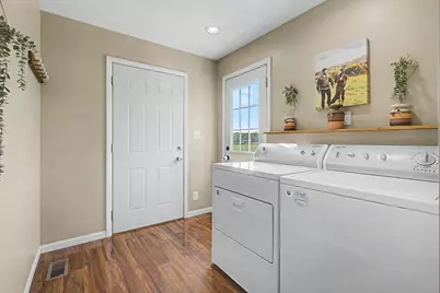 28503 Chieftain Drive, Logan, OH 43138 - Photo 26