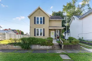 128 N 9th St, Newark, OH 43055 - Photo 2