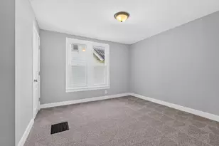 128 N 9th St, Newark, OH 43055 - Photo 28