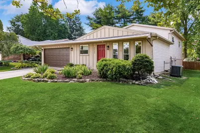 2039 Fincastle Court, Columbus, OH 43235 - Photo 2