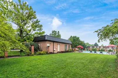 2850 Chateau Circle #89, Upper Arlington, OH 43221 - Photo 34