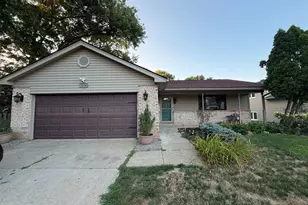 1938 Hamrock Dr, Powell, OH 43065 - Photo 1