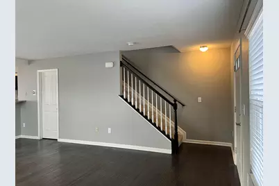 109 Gifford Road #32, Columbus, OH 43235 - Photo 4