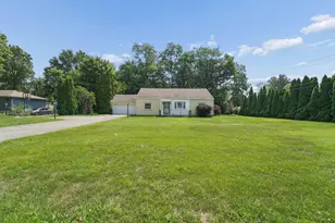 2716 Fairwood Ave, Columbus, OH 43207 - Photo 2
