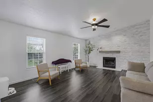 1406 Meeks Meadow Dr, Columbus, OH 43223 - Photo 6