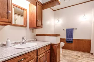 450 Jeffrey Ln, Zanesville, OH 43701 - Photo 8