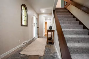 8136 Blind Brook Ct, Columbus, OH 43235 - Photo 10