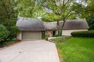 8136 Blind Brook Ct, Columbus, OH 43235 - Photo 6