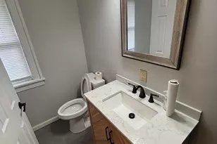 2568 Indianola Ave, Columbus, OH 43202 - Photo 4