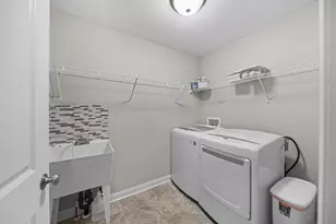 12325 Herons Landing Dr NW, Pickerington, OH 43147 - Photo 18