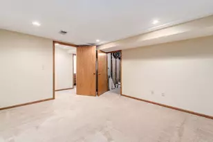 11298 Wyndham Cir, Pickerington, OH 43147 - Photo 30