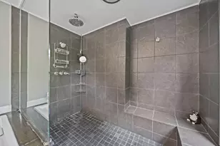 951 Mt Pleasant Ave, Columbus, OH 43201 - Photo 30