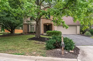 358 Glen Meadow Ct, Dublin, OH 43017 - Photo 2