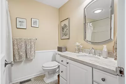 890 Lookout Point Drive, Columbus, OH 43235 - Photo 28
