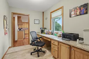 922 Fairway Dr, Howard, OH 43028 - Photo 22