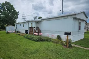 1570 E Main St, Lancaster, OH 43130 - Photo 1