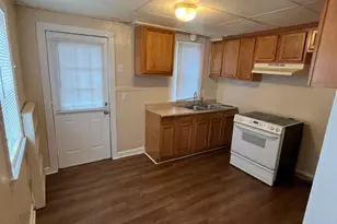 1303 E Weber Rd, Columbus, OH 43211 - Photo 4