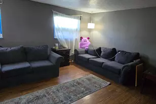 3863 Edendale Rd, Columbus, OH 43207 - Photo 8