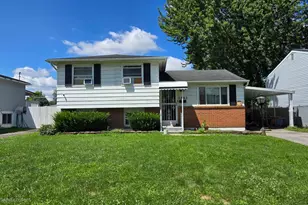 3863 Edendale Rd, Columbus, OH 43207 - Photo 1
