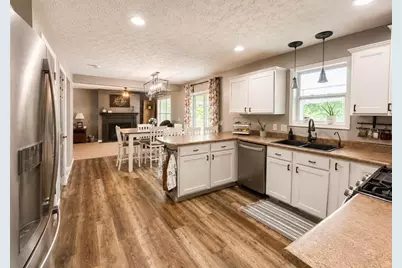 1850 Meadow Creek Creek, Zanesville, OH 43701 - Photo 10