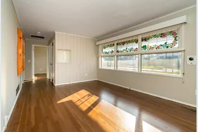 4498 E Livingston Avenue, Columbus, OH 43227 - Photo 2