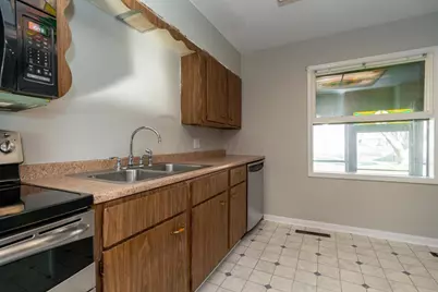 4498 E Livingston Avenue, Columbus, OH 43227 - Photo 6