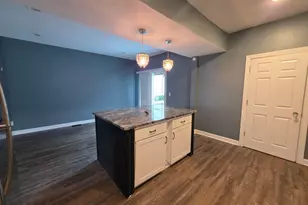 297 Johnson St, Columbus, OH 43203 - Photo 6