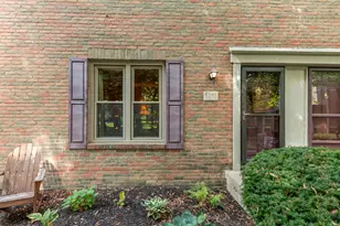 5298 Bethel Woods Dr, Columbus, OH 43220 - Photo 4