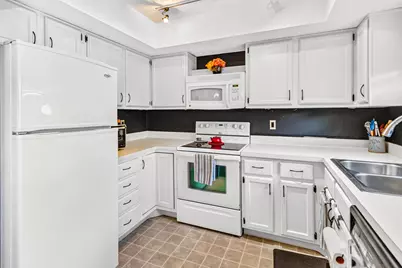 5298 Bethel Woods Drive, Columbus, OH 43220 - Photo 10