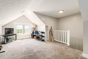215 N 22nd St, Columbus, OH 43203 - Photo 30