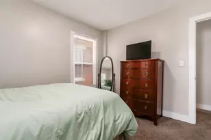 215 N 22nd St, Columbus, OH 43203 - Photo 22