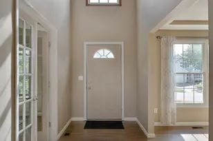 217 Seatrain Dr, Delaware, OH 43015 - Photo 2
