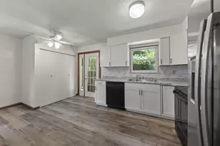 5390 Mountville Ave, Columbus, OH 43232 - Photo 2