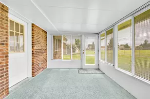 851 Circle Dr, London, OH 43140 - Photo 30