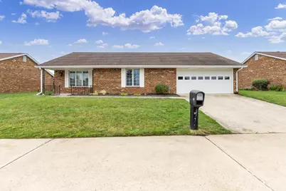 851 Circle Drive #32, London, OH 43140 - Photo 2