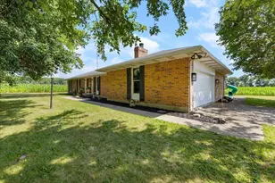 11855 Troy Rd, New Carlisle, OH 45344 - Photo 6
