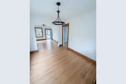 490 E Oakland Avenue, Columbus, OH 43202 - Photo 6