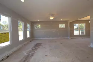 542 Creekside Loop S, Pataskala, OH 43062 - Photo 2