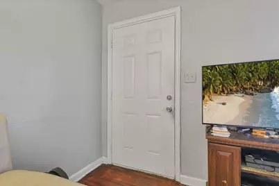 1671 E Whittier Street, Columbus, OH 43206 - Photo 12
