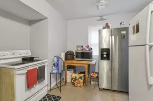 1671 E Whittier St, Columbus, OH 43206 - Photo 18
