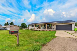 121 Queen Dr, Chillicothe, OH 45601 - Photo 2
