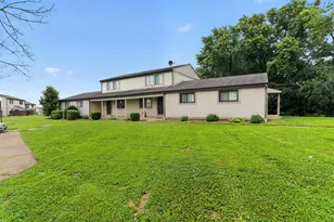6074 Lepage Ct, Columbus, OH 43229 - Photo 2
