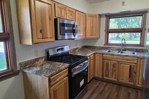 118 Stockton Ave, Sabina, OH 45169 - Photo 2