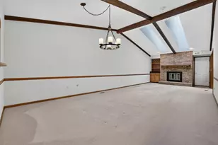 732 Pine Needles Dr, Dayton, OH 45458 - Photo 8