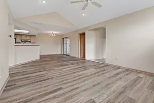 2405 Sportsman Dr, Grove City, OH 43123 - Photo 8