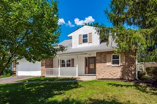 1748 Alpine Dr, Columbus, OH 43229 - Photo 2