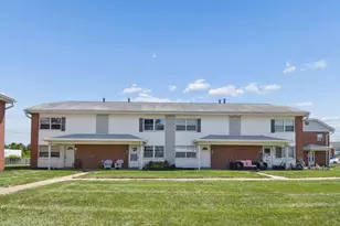129 Buckeye Cir, Columbus, OH 43217 - Photo 1
